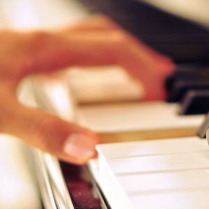 美少女光身体裸体露阴沟
