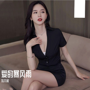 美少女光身体裸体露阴沟
